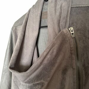 Blank NYC women’s Gray faux Suede/leather Jacket, zip, draped neck, S